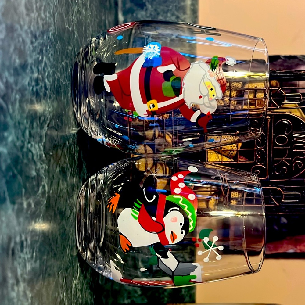 Stemless Christmas wine glasses.